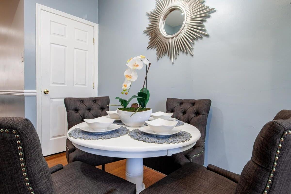 Noma 3br Townhome - Unionmarket H St Streetcar Hébergement de vacances *